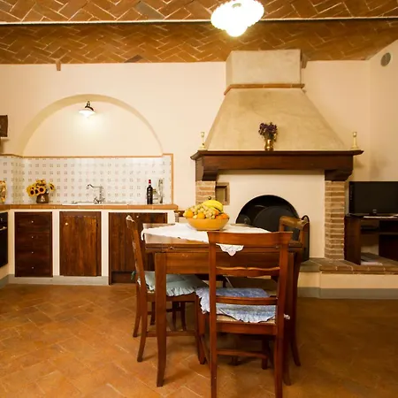 Il Giardino Degli Ulivi Apartment *